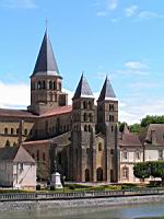 Paray-le-Monial - Basilique du Sacre-Coeur (2)